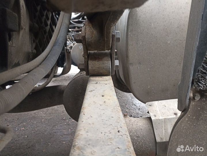 1381683 Рессора передняя