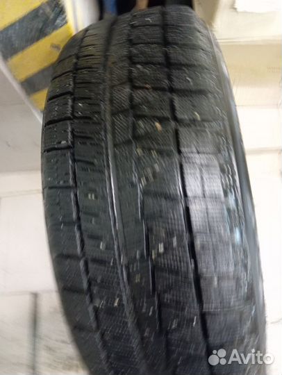 Bridgestone Blizzak Revo GZ 205/60 R16