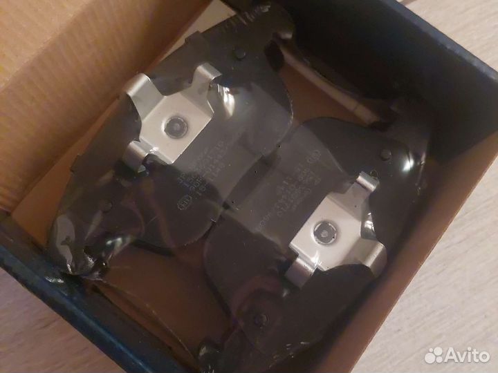 Тормозные колодки новые для форд мондео 4