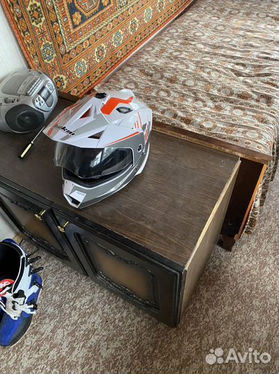 Мото шлем каска+мотоботы + защита