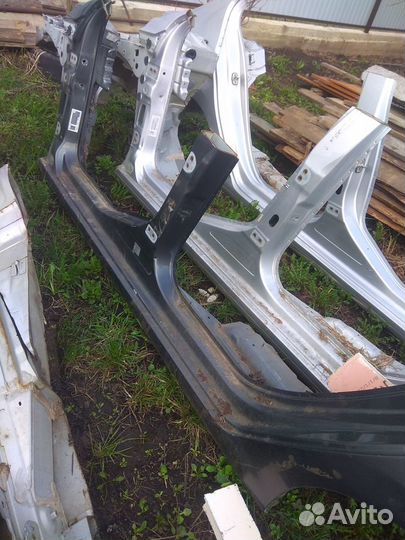 Пежо 408 Peugeot 408 Порог левый правый со стойкой