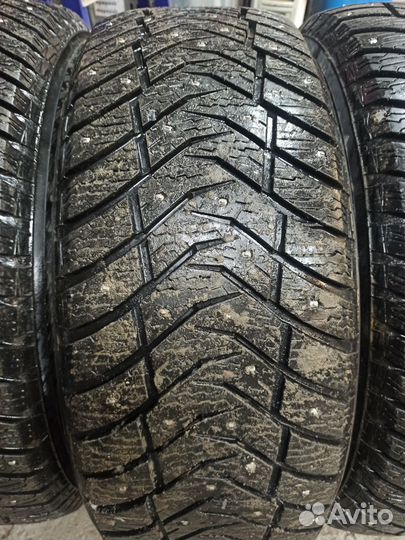 Yokohama Ice Guard IG65 235/55 R18