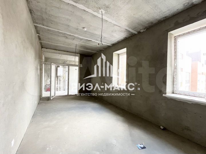 2-к. квартира, 82 м², 9/9 эт.