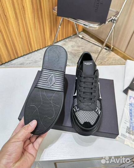 Кроссовки valentino vl7n sneakers