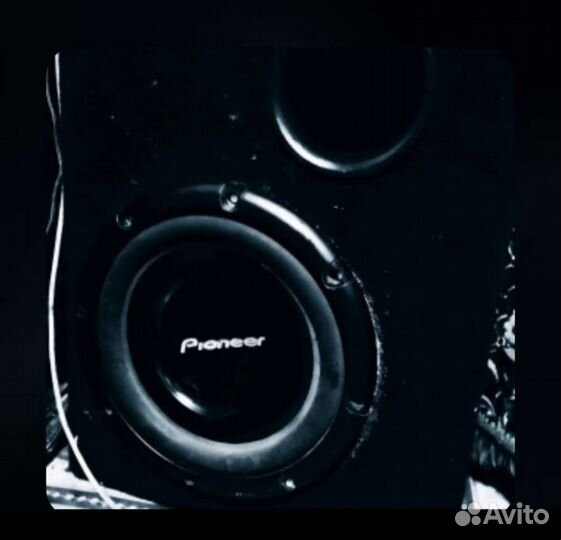 Пионерский сабвуфер на 1.200 Вт