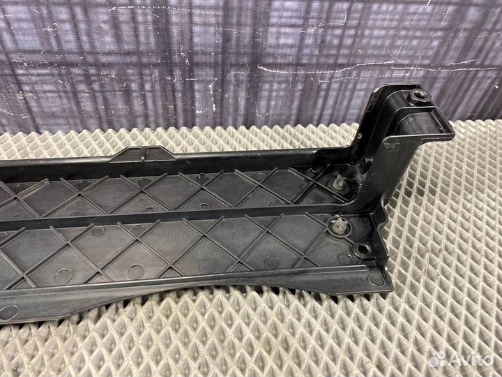 Крышка диффузора Bmw X5 E70 N57 2013