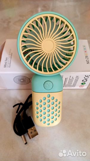 Ручной мини-вентилятор аккумуляторный