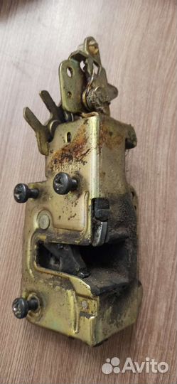 Замок водительской двери volkswagen