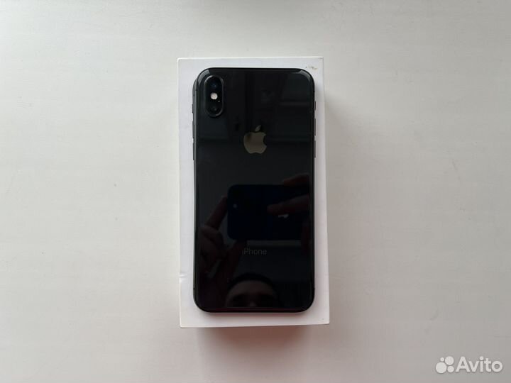 iPhone X, 256 ГБ