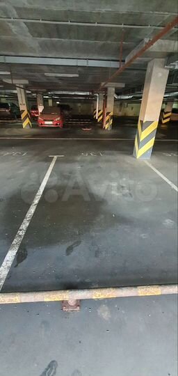 Машиноместо, 17 м²