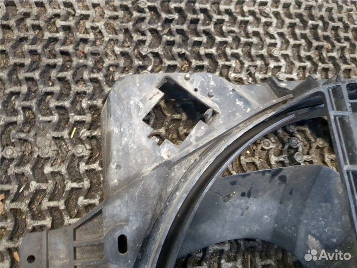 Вентилятор радиатора Nissan Primastar, 2004