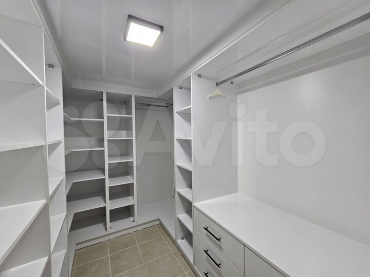 3-к. квартира, 170 м² (Турция)