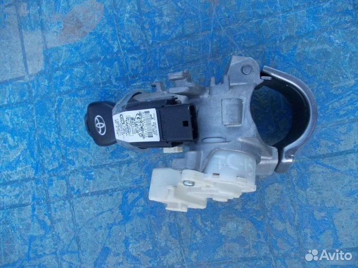 Замок зажигания Toyota Corolla E150 2006-2013