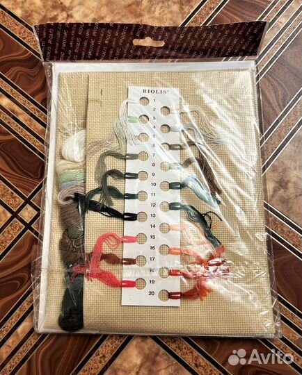 Риолис 1573 Цветочная ветка птица Новый Комплект