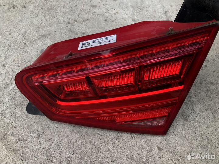 Audi A8 D4 фонарь внутренний правый audi 4H0945094