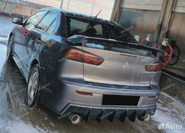 Губа задняя Mitsubishi Lancer X Shark под 2 трубы