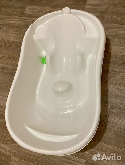 Ванночка для купания новорожденного
