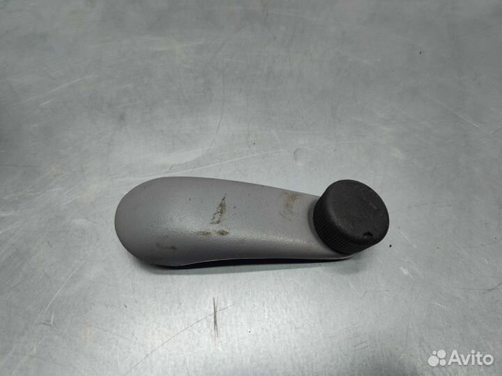 Ручка стеклоподъёмника Chevrolet Corsica 1993 г.в