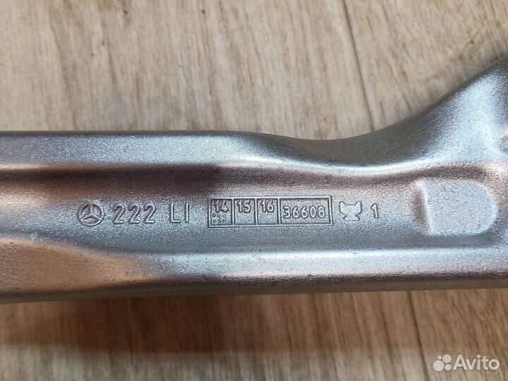 Рычаг левый новый Mercedes w222