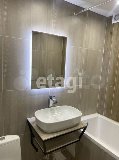 2-к. квартира, 58,5 м², 2/2 эт.