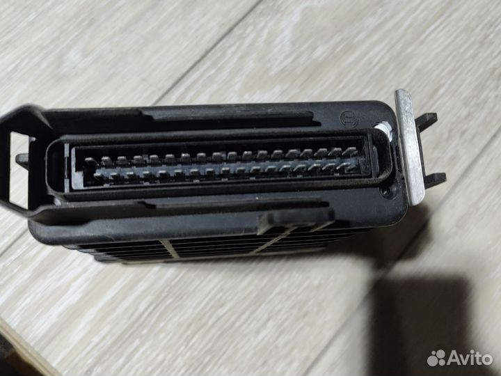 Блок управления двигателем Audi 80