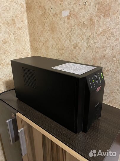 Ибп APC SUA1000I (чистый синус)