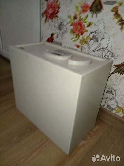 Сейф металлический