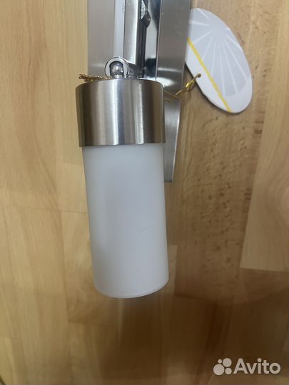 Светильник новый