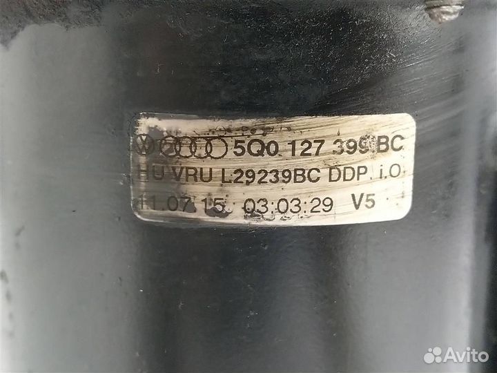 Корпус топливного фильтра Skoda Octavia 5Q0127399