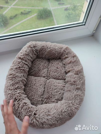 Лежанка для кошек или маленьких собак