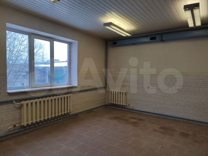 Свободного назначения, 100 м²