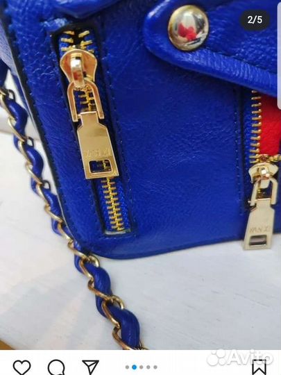 В стиле Moschino сумка косуха