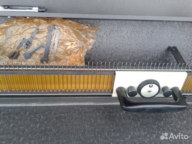 Приставка к вязальной машине нева 2