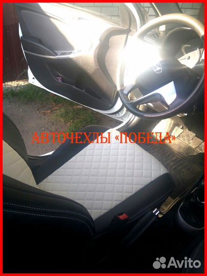 Чехлы Hyundai Solaris 1 Sd из экокожи чёрно-белые