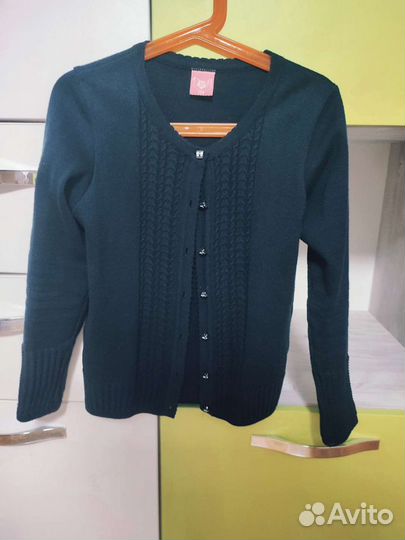 Школьная форма для девочки р.128, как новая