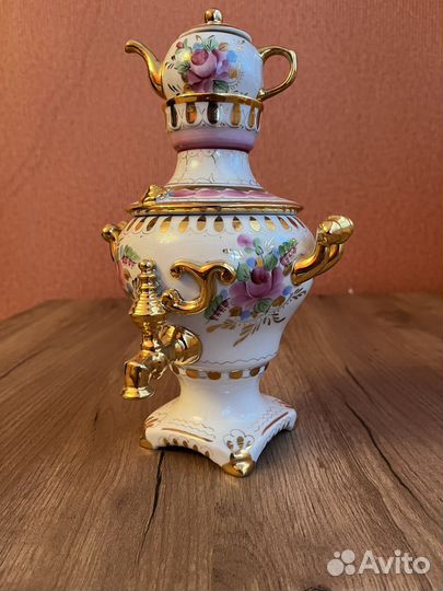 Сувенир самовар гжель