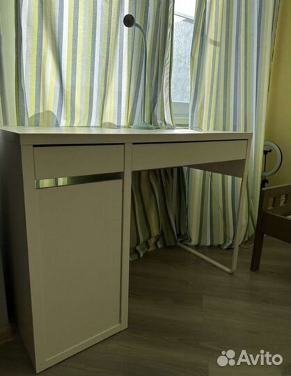 Икеа Микки Письменный/компьютерный стол