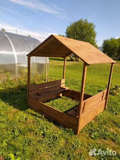 Песочница с крышей для детей