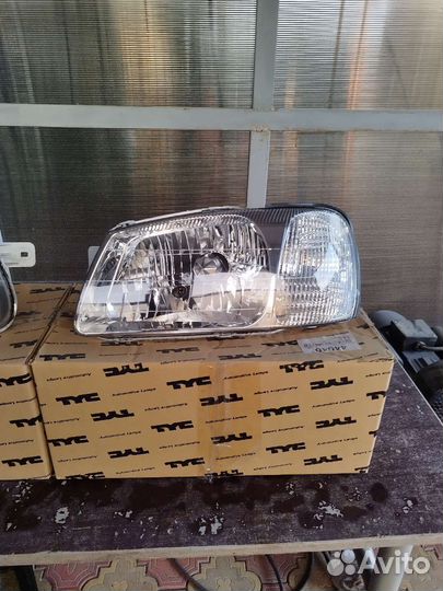 Передние фары на hyundai accent
