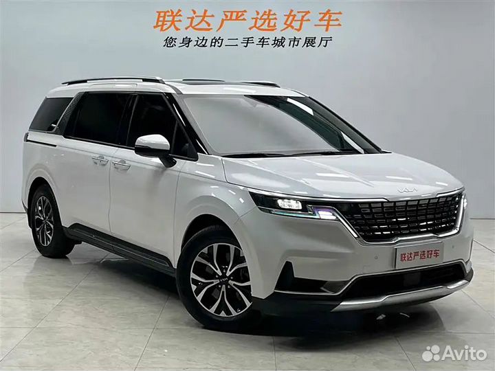 Kia Carnival 2.0 AT, 2021, 25 200 км