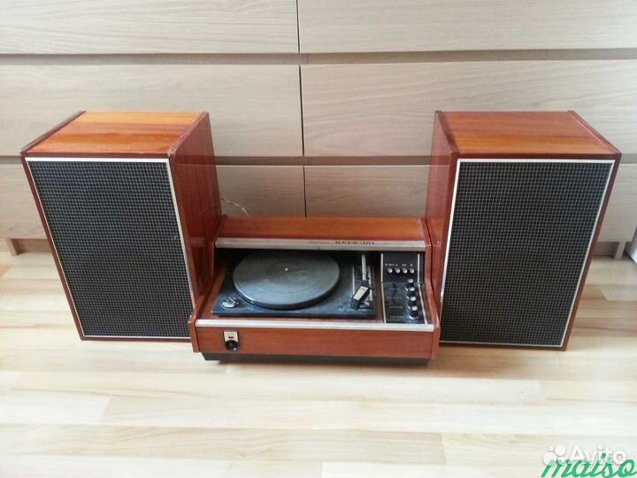 Проигрыватель винила Вега 101 стерео с 10 мас 1