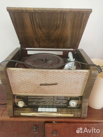 Радиола, проигрыватель, раритет