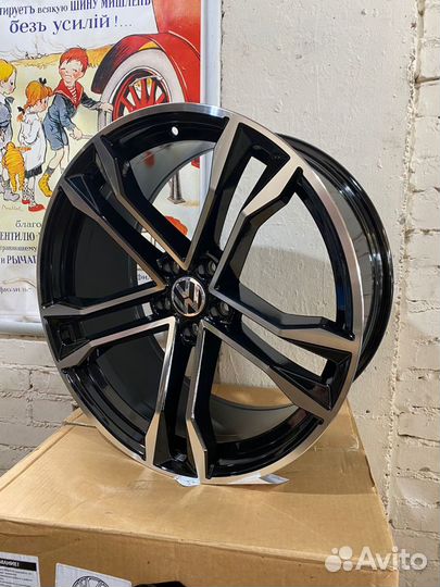 Диски Volkswagen Tiguan Touareg Audi А5 Q5 Q7 R20