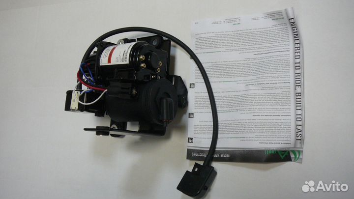 Компрессор пневмоподвески Lincoln Navigator 2011