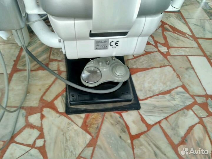 Стоматологическое кресло бу