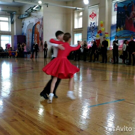 Рейтинговое платье для бальных танцев