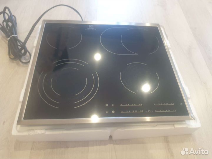 Варочная панель электрическая electrolux