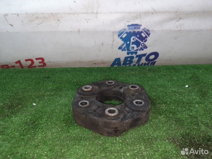 Эластичная муфта карданного вала Mercedes C220