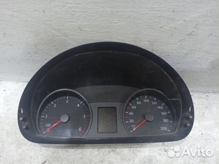 Панель приборов