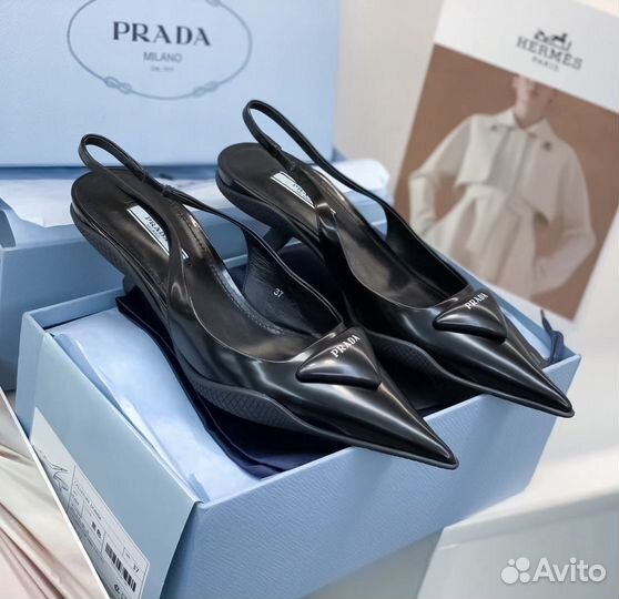 Туфли Prada женские